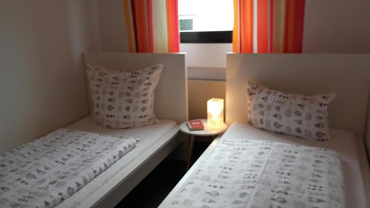 Gaestehaus Moselblick Trittenheim Esterno foto